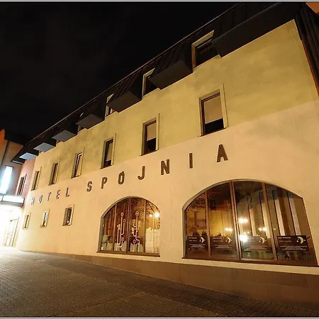 Spojnia 酒店
